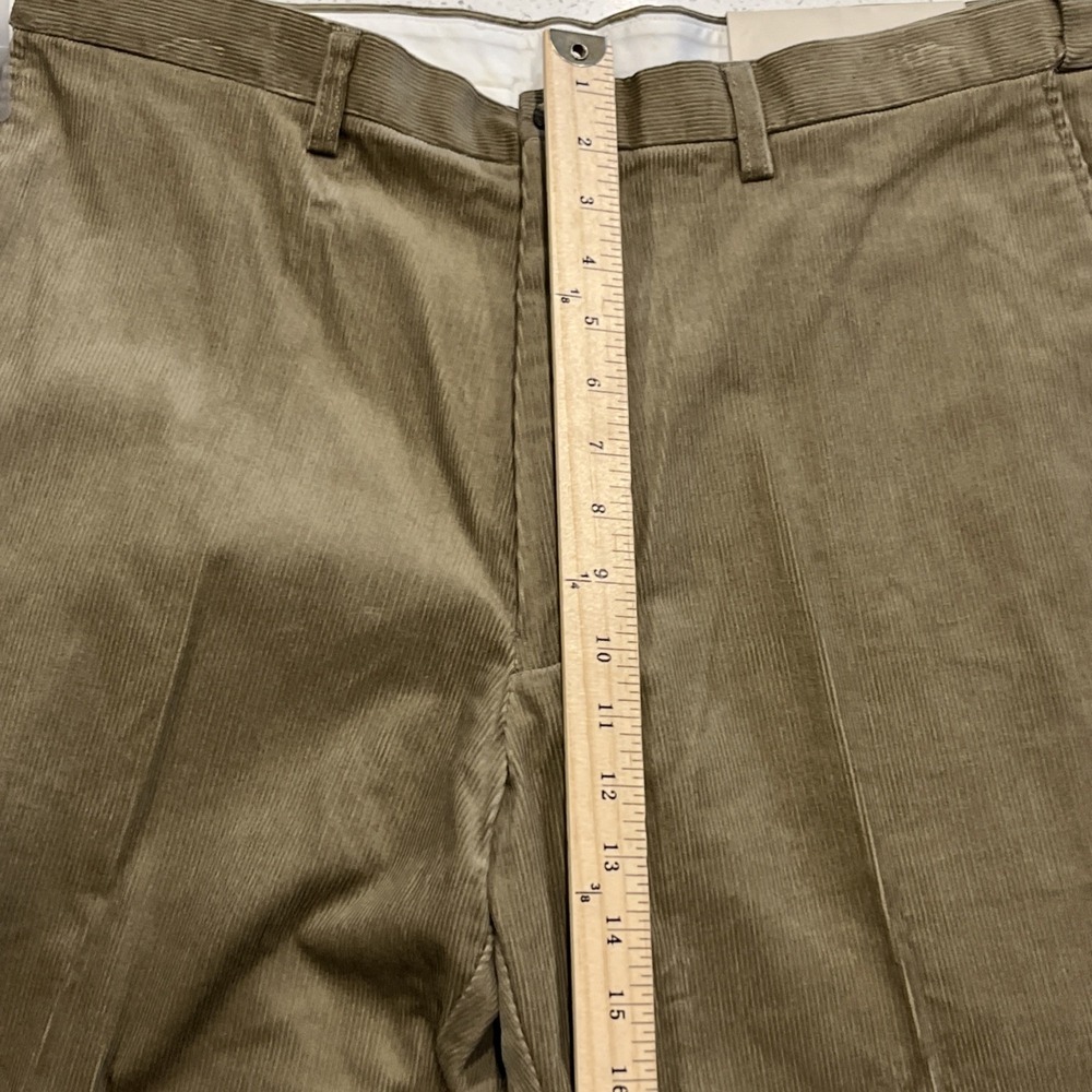 Haggar Pants Mens 38X30 Brown Corduroy Classic Pleated Comfort Fit Waist NWT - Picture 4 of 9